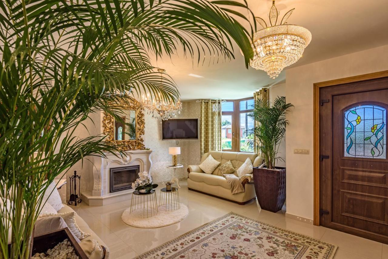 Вілла Casa Victoria Garden Con Jacuzzi Y Piscina Кальдас-де-Рейс Екстер'єр фото